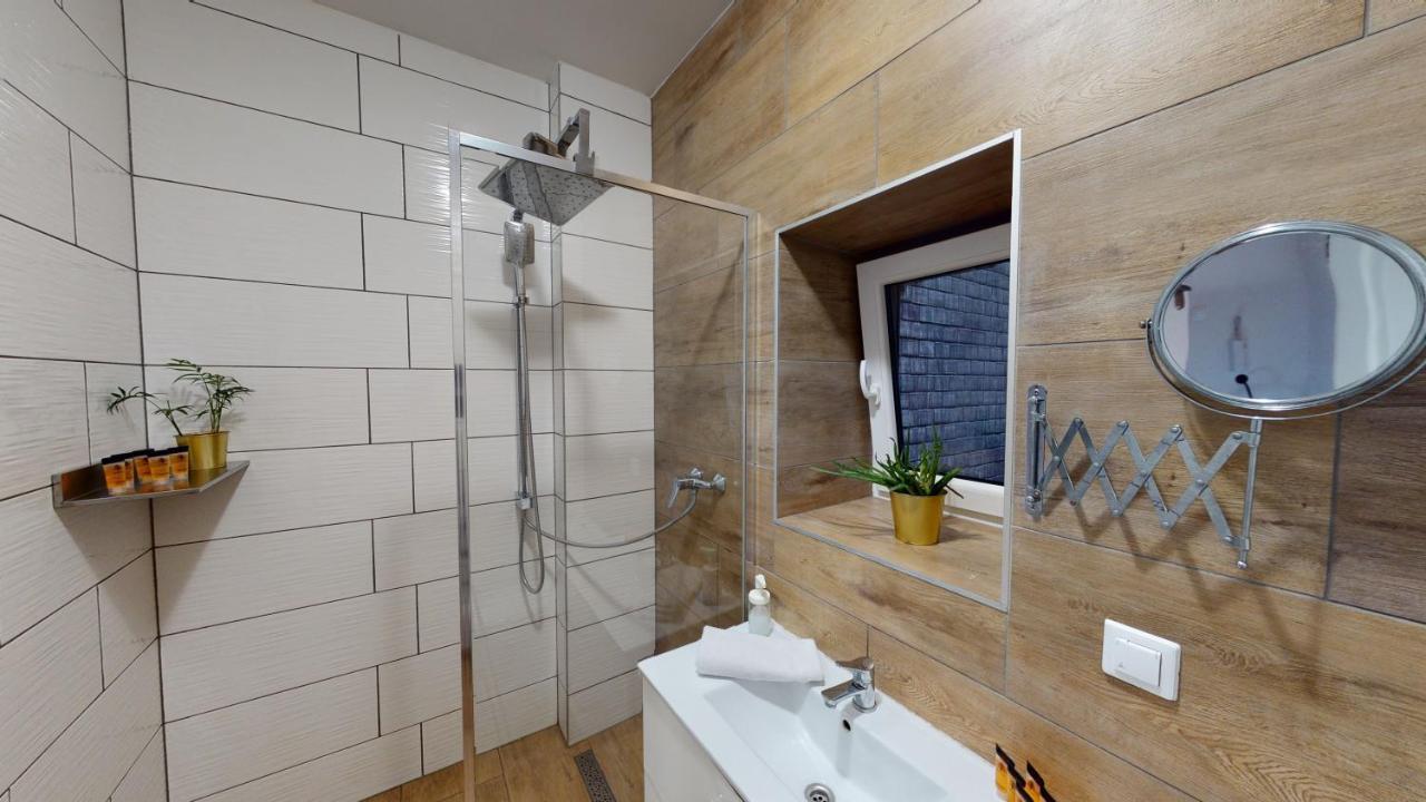 Studio Lofty Komuny Paryskiej 62 Wrocław Eksteriør bilde